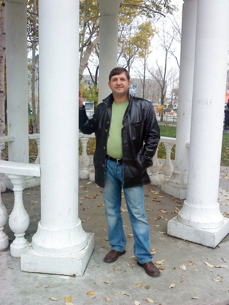 Олег Деревянко