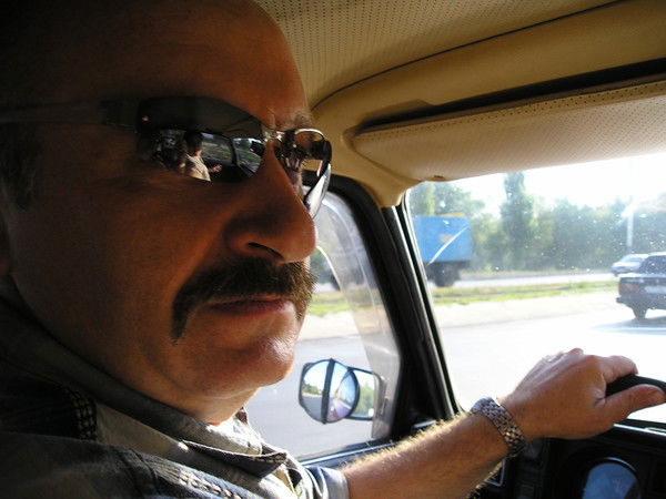 Александр Иванников