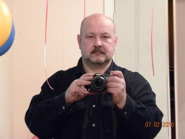 Владимир Серов