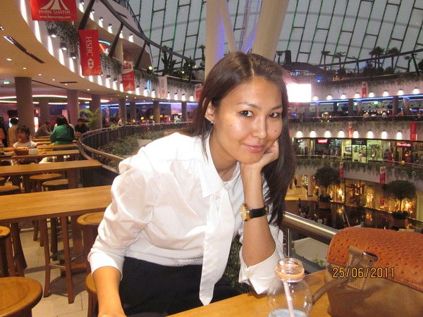 Айжан Артыкбаева