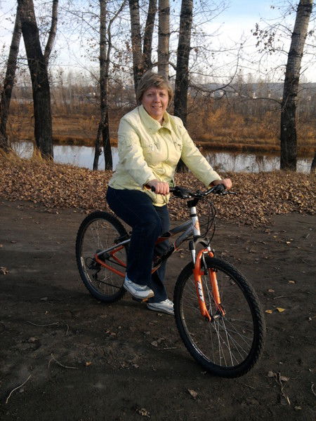 Елена Левченко