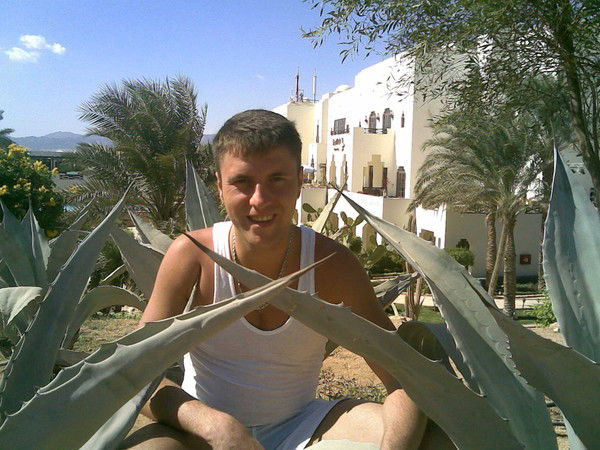 Виталий Здоров