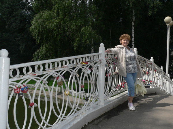 Валентина Серова