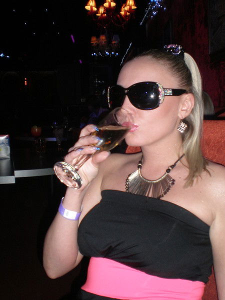 Неизвестно Неизвестно