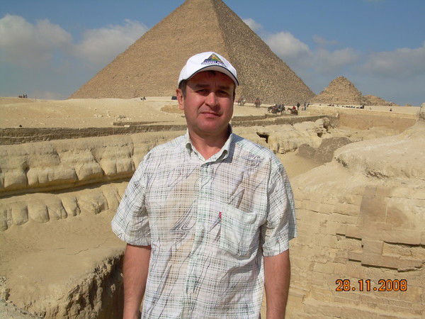 Василий Степанов