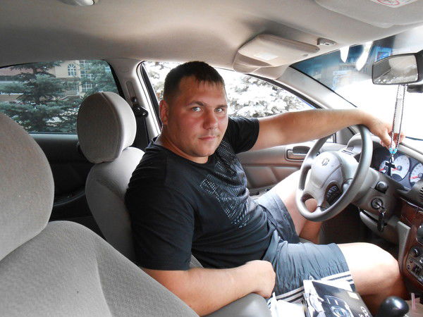 Юрий Колесников