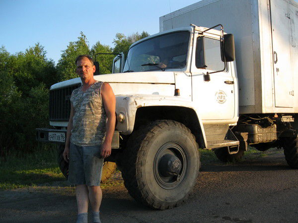 Борис Базанов