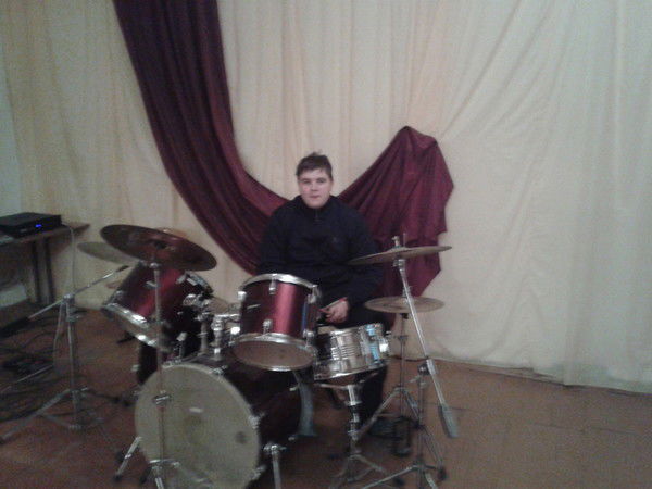 Саша Кирсанов