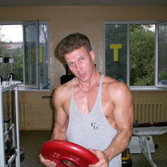 Владимир Петров