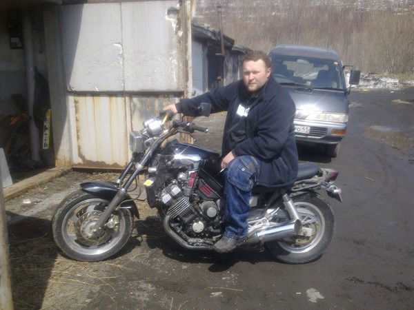 Антон Иванов