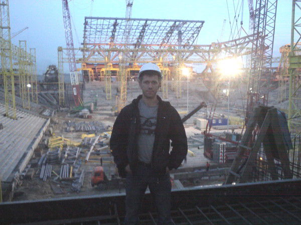 Евгений Безрукавый