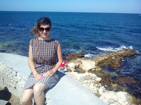 Анна Стрельцова