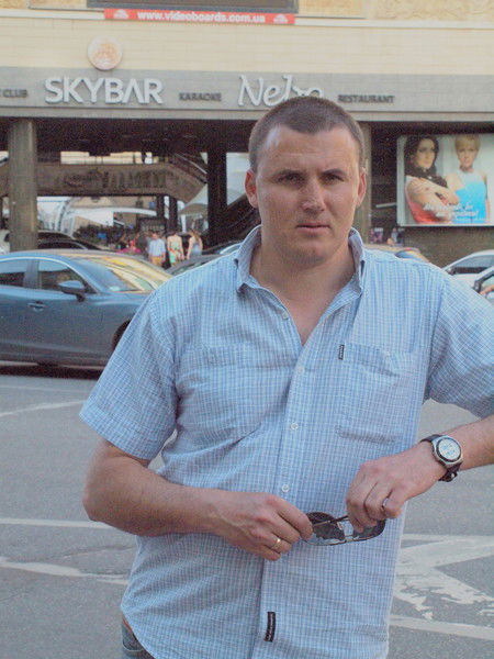 Илья Исаенко