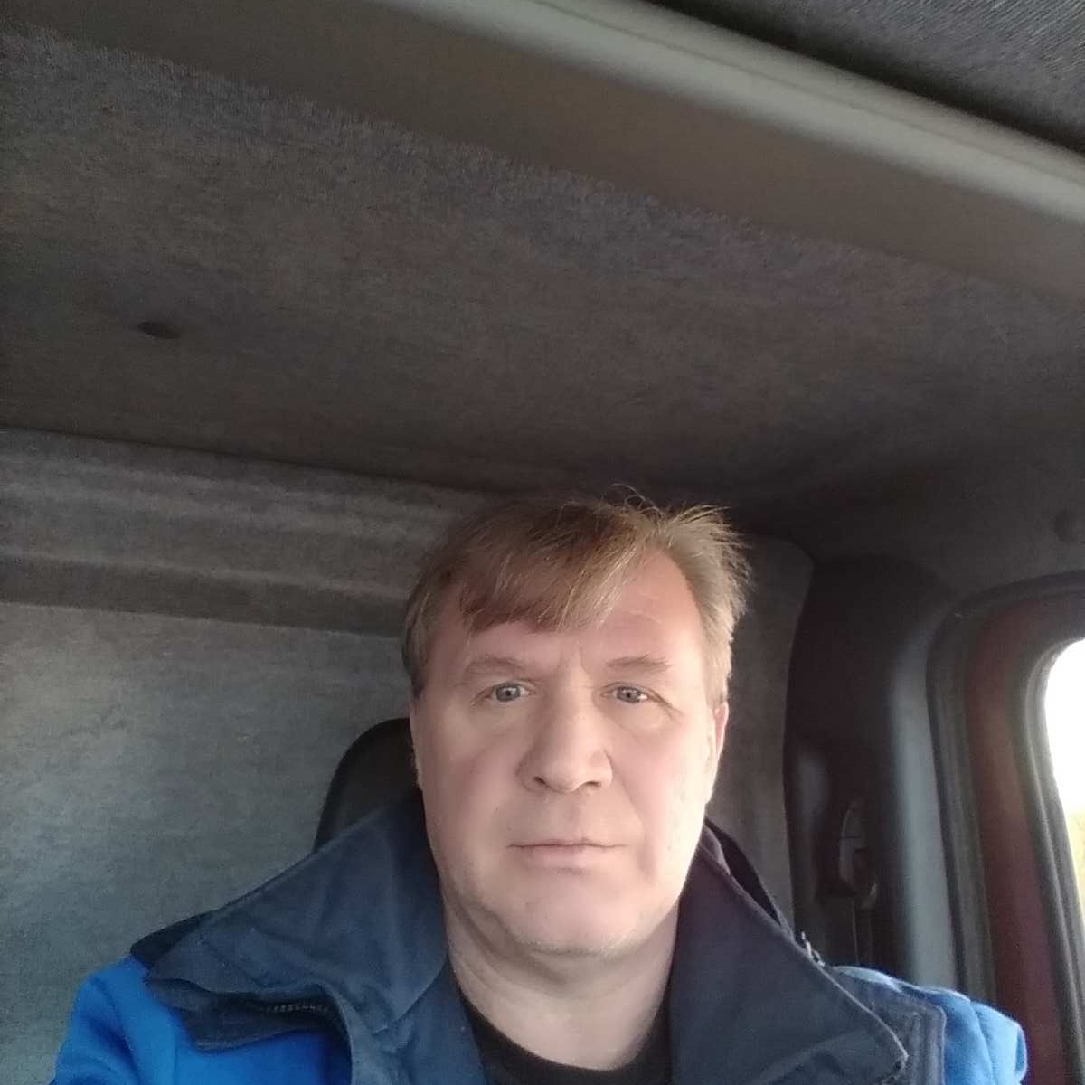 Владимир Захаров