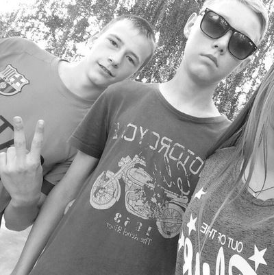 Юра Старков