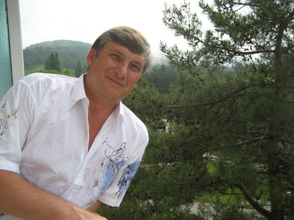 Валерий Хижов