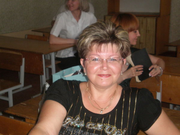 Елена Олейник