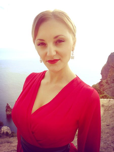 Юлия Растворова