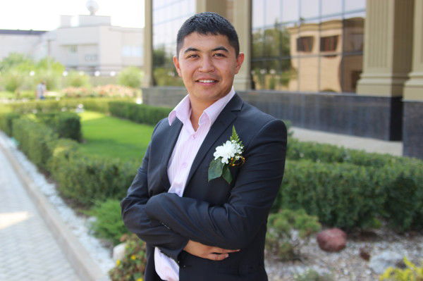 Даурен Дужасаров