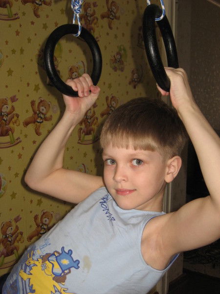 Слава Емельянов