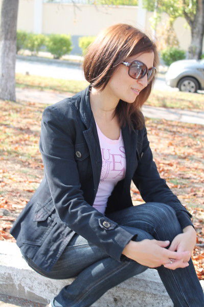 Анна Сухарькова