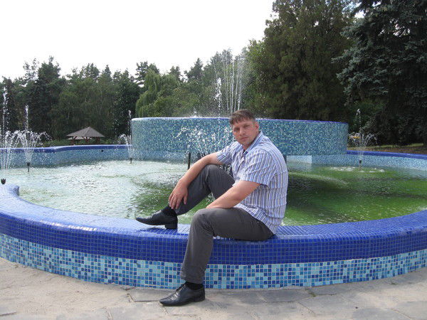 Дмитрий Левченко