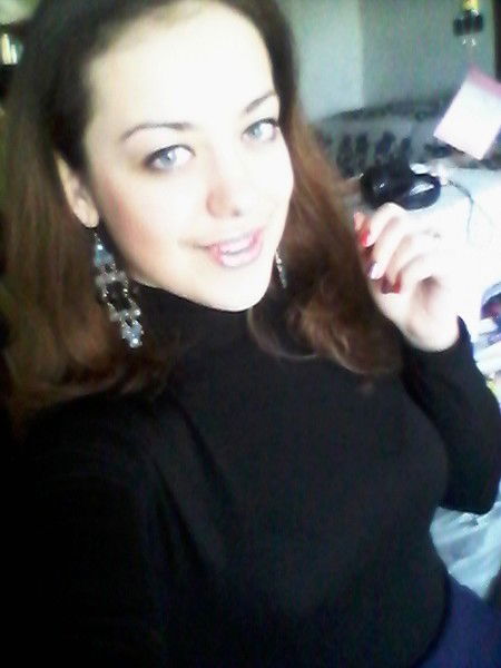 Алена Попова