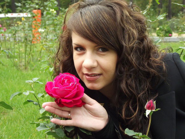 Елена Голота