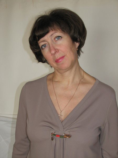 Елена Комлева