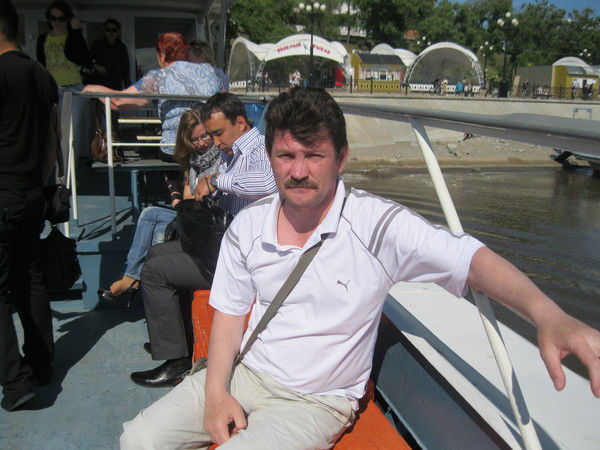 Станислав Умаров