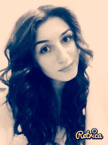 Айза Анчокова