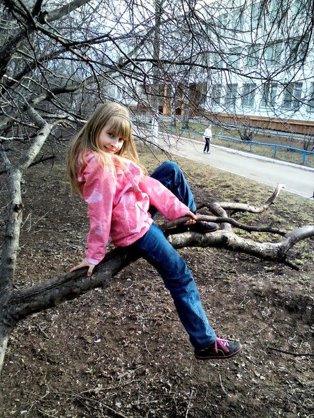 Юля Суслопарова