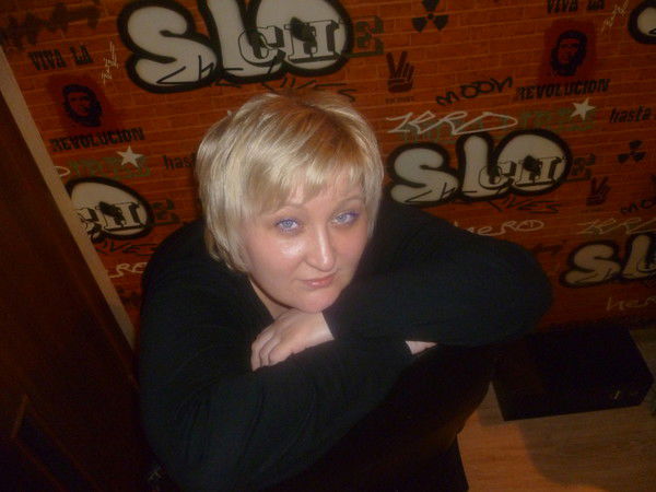 Нила Костенко