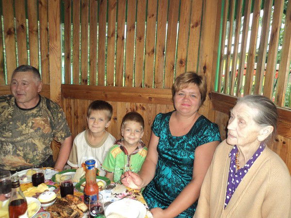 Юлия Петрова