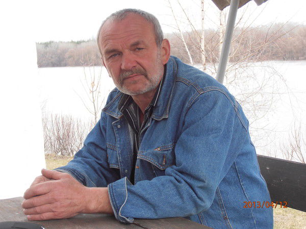 Михаил Мельник