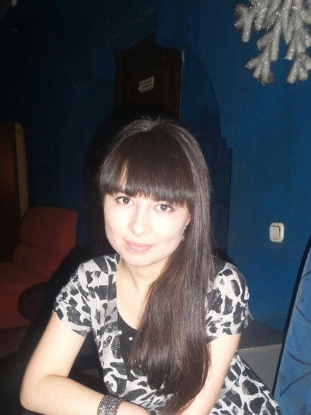 Альмира Адылханова