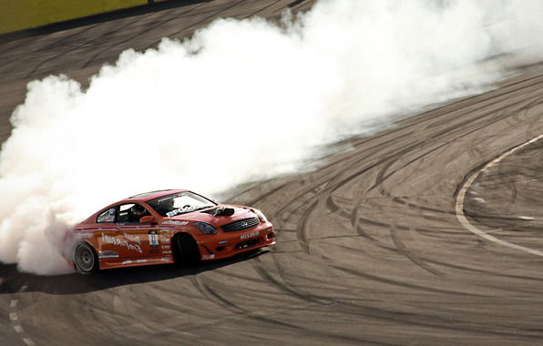 Саша Таусенев