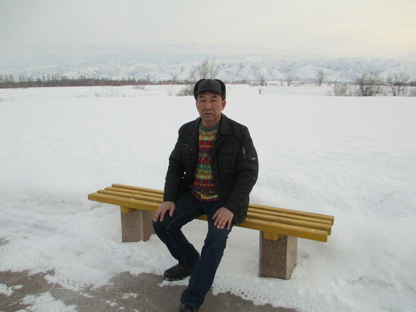 Козыбек Укиев