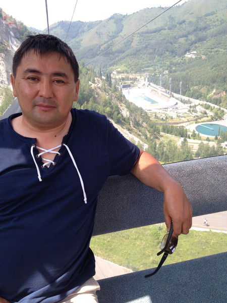 Ашим Токшарин