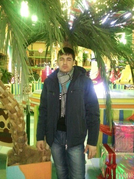 Сохиб Бузургов