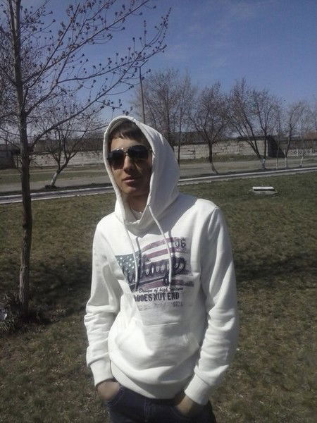 Женис Юлдашов