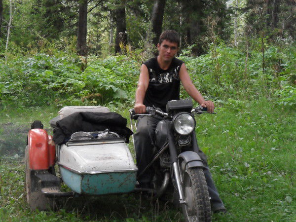 Максим Ошлаков