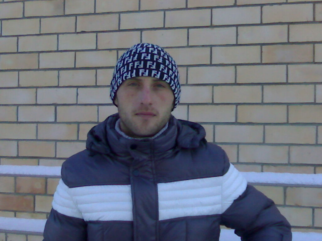 Денис Канищев