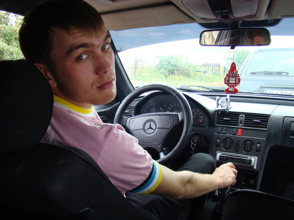 Руслан Молдажанов