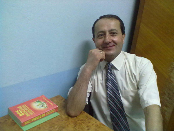 Мирзошо Ошурбеков