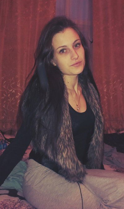 Настя Салонович