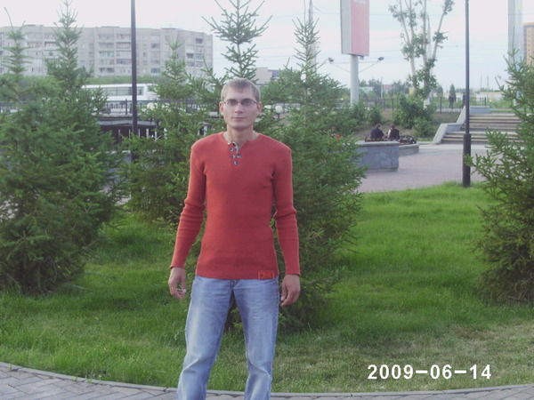 Анатолий Львов