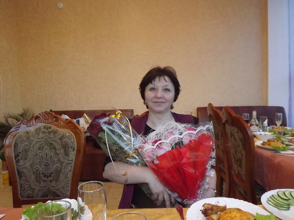 Елена Глущенко