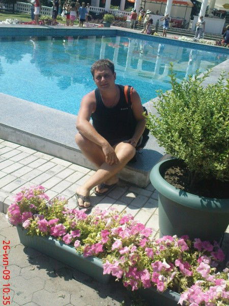 Максим Власенко