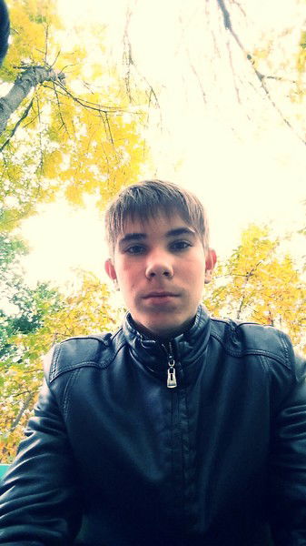 Евгений Иванов